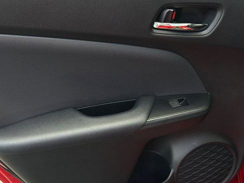 Used 2020 Toyota Prius Prime XLE image 10