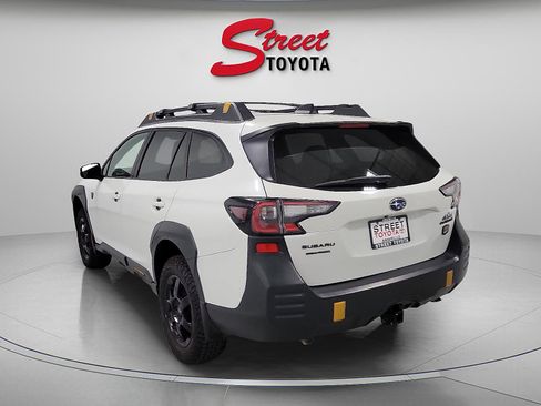 Used 2022 Subaru Outback Wilderness image 2