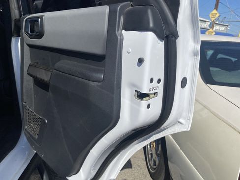 Used 2024 Ford Bronco Black Diamond AWD/4WD image 23