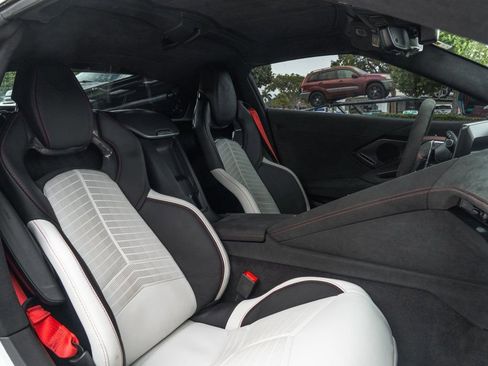 Used 2023 Chevrolet Corvette Stingray Premium Cpe w/ Z51 Performance Package RWD image 23