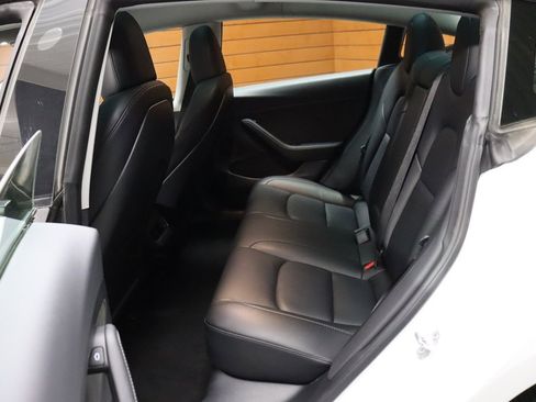 Used 2023 Tesla Model 3 Standard Range image 40