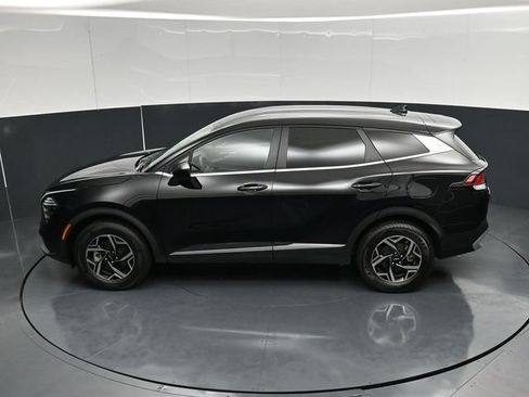 Used 2025 Kia Sportage LX AWD/4WD image 51