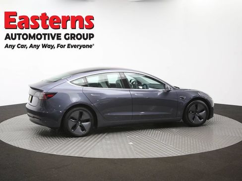 Used 2019 Tesla Model 3 Standard Range RWD image 38