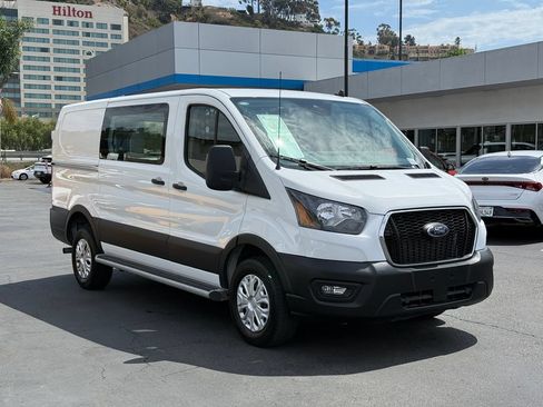 Used 2025 Ford Transit 250 Low Roof w/ Exterior Upgrade Package RWD image 5