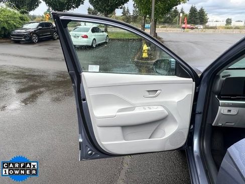 Used 2024 Hyundai Kona SEL FWD image 14
