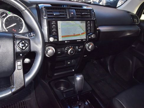 Used 2020 Toyota 4Runner Venture image 26