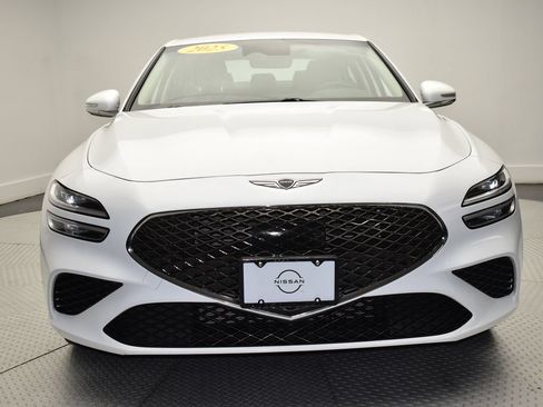 Used 2025 Genesis G70 2.5T AWD/4WD image 2