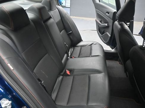 Used 2024 Nissan Altima 2.5 SR FWD image 18