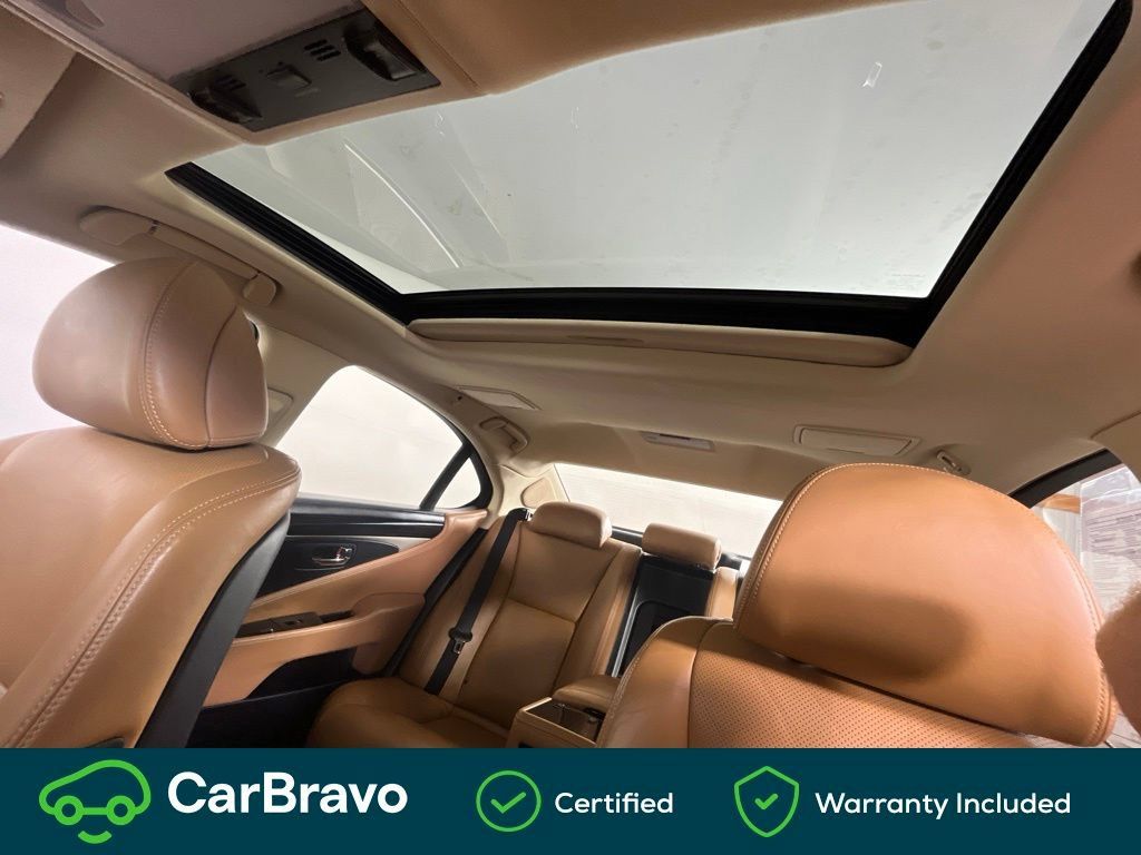 Used 2014 Lexus LS 460 AWD w/ Comfort Package image 33