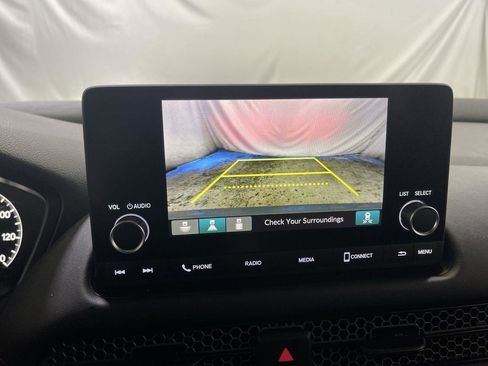 Used 2025 Honda HR-V Sport image 17