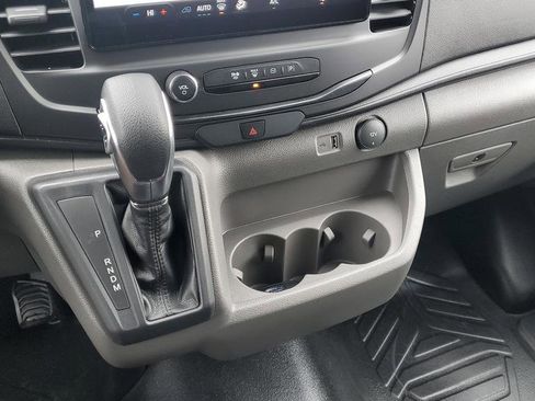 New 2026 Ford Transit 250 148 Medium Roof RWD image 32