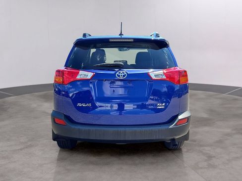 Used 2015 Toyota RAV4 XLE AWD/4WD image 5