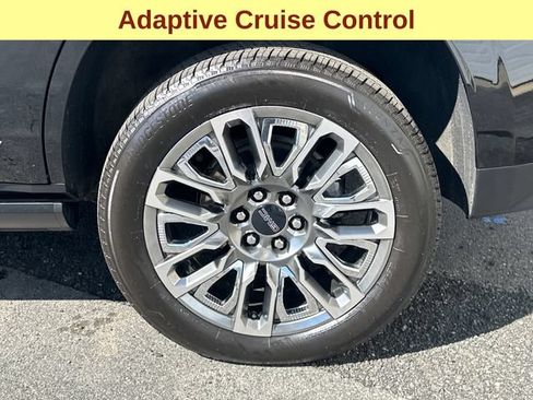 Certified 2024 GMC Yukon Denali Ultimate AWD/4WD image 9