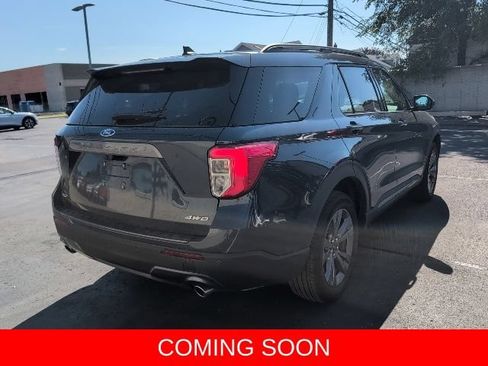 Used 2024 Ford Explorer XLT w/ Equipment Group 202A AWD/4WD image 8