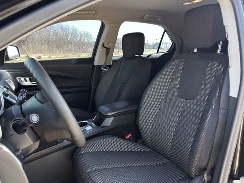 Used 2017 Chevrolet Equinox LS image 12