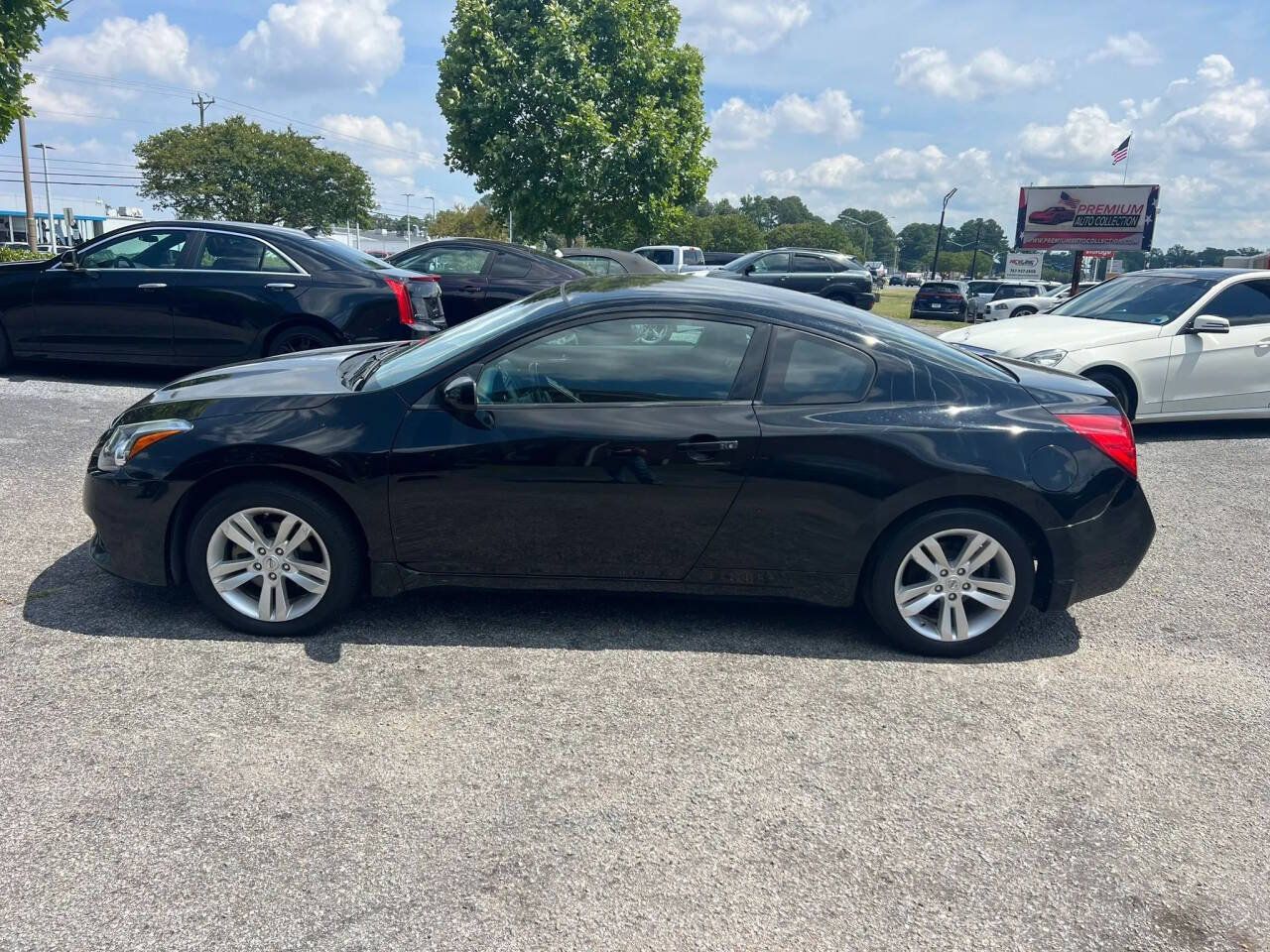 Used 2012 Nissan Altima 2.5 S w/ Convenience Pkg FWD image 2