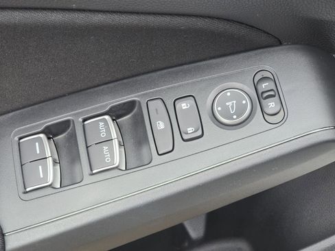 Used 2023 Honda Civic Sport image 21