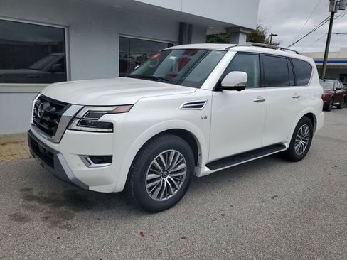 Certified 2021 Nissan Armada SL w/ Captain's Chairs Package image 13