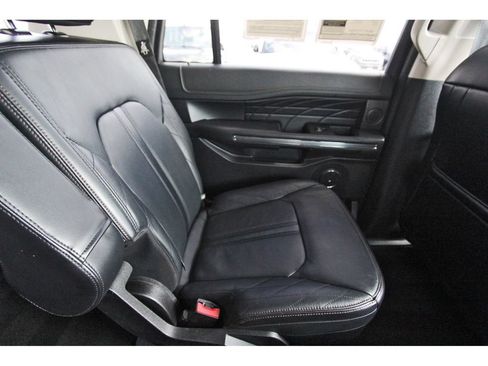 Used 2019 Ford Expedition Max Platinum RWD image 11