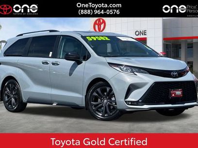 Certified 2026 Toyota Sienna XSE