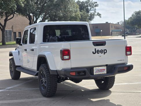 New 2026 Jeep Gladiator Sport image 4