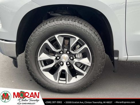 Certified 2024 Chevrolet Silverado 1500 LT AWD/4WD image 10
