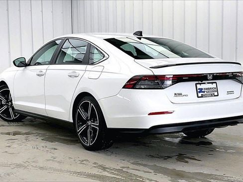 Certified 2025 Honda Accord Sport image 11