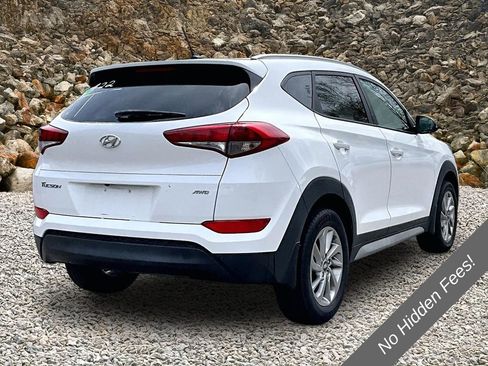 Used 2017 Hyundai Tucson SE AWD/4WD image 2