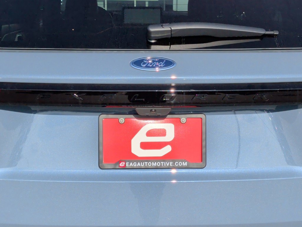 New 2026 Ford Explorer ST-Line w/ ST-Line Street Pack RWD image 45