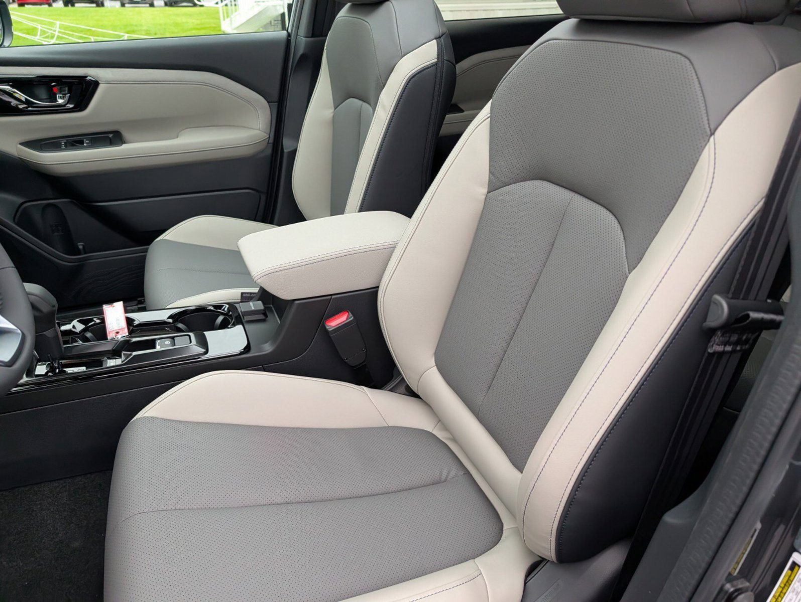 New 2026 Subaru Forester Limited AWD/4WD image 25