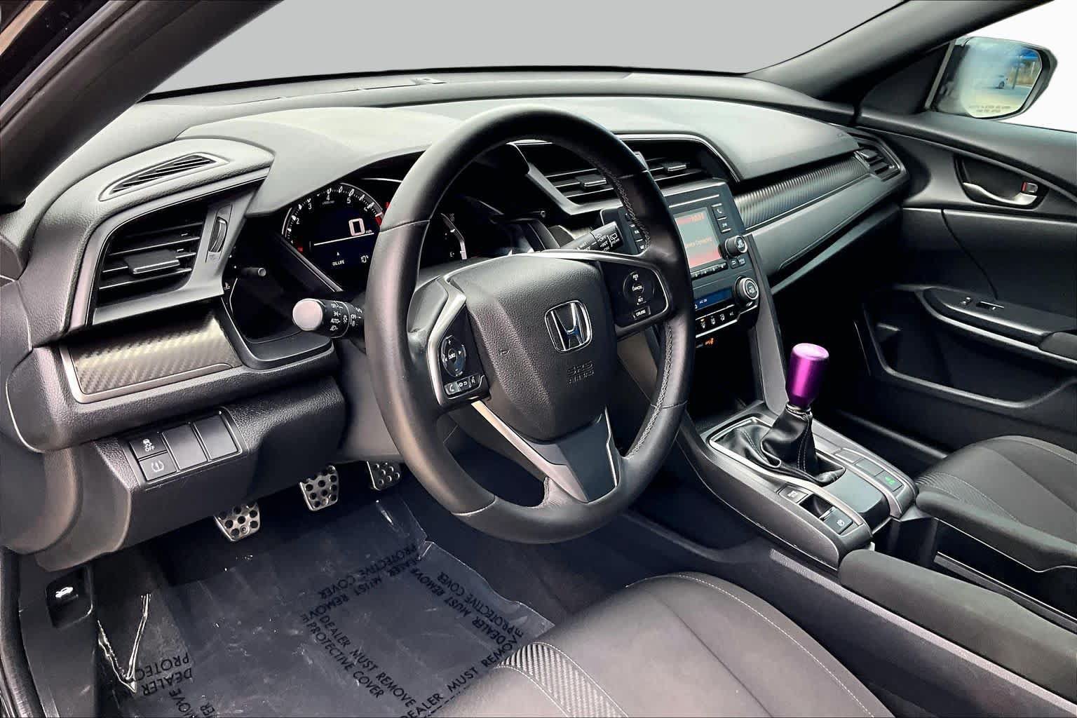 Used 2018 Honda Civic Sport image 17