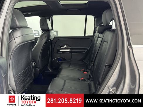 Used 2021 Mercedes-Benz GLB 250 4MATIC image 13