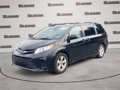 Used 2018 Toyota Sienna LE