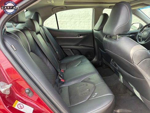 Used 2018 Toyota Camry XSE w/ Driver Assist Package image 9