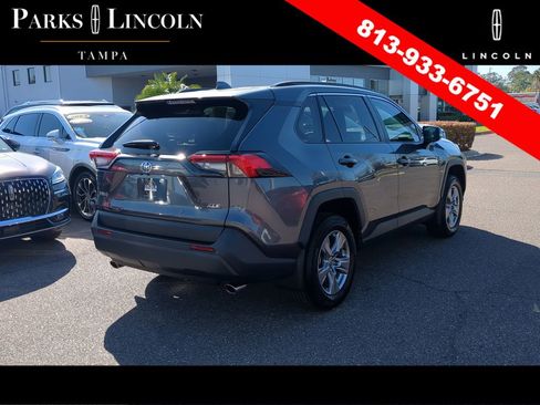 Used 2024 Toyota RAV4 XLE w/ Convenience Package image 4