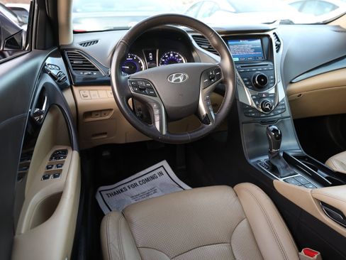 Used 2013 Hyundai Azera w/ Technology Pkg image 10