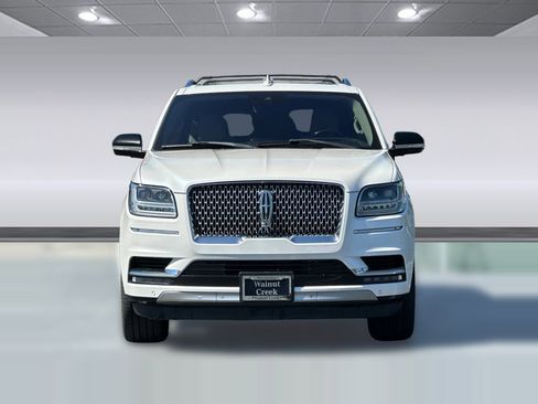 Used 2018 Lincoln Navigator L Reserve w/ Technology Package image 5