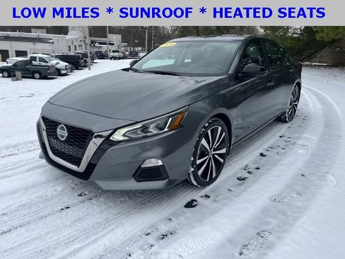 Used 2019 Nissan Altima 2.5 SR w/ SR Premium Package image 9