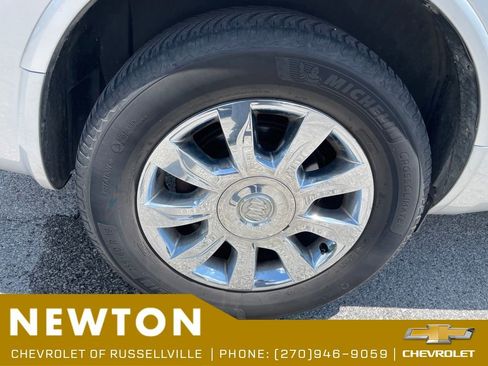 Used 2017 Buick Enclave Leather FWD image 45