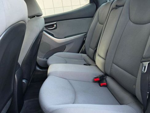 Used 2013 Hyundai Elantra GLS w/ Preferred Pkg FWD image 10