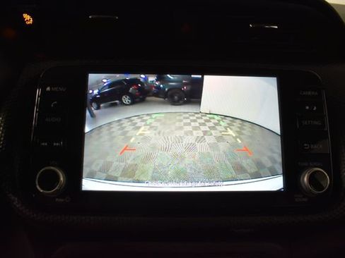Used 2024 Nissan Kicks SV FWD image 21