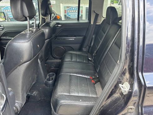 Used 2011 Jeep Patriot Latitude w/ Sun/Sound Group image 15