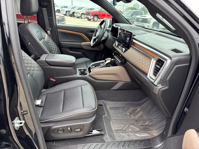 Used 2024 GMC Canyon Denali AWD/4WD image 12