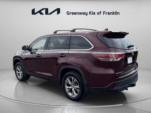Used 2014 Toyota Highlander LE image 5