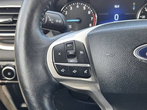 Used 2023 Ford Explorer XLT w/ Equipment Group 202A AWD/4WD image 28