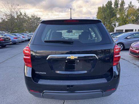 Used 2017 Chevrolet Equinox LS image 7