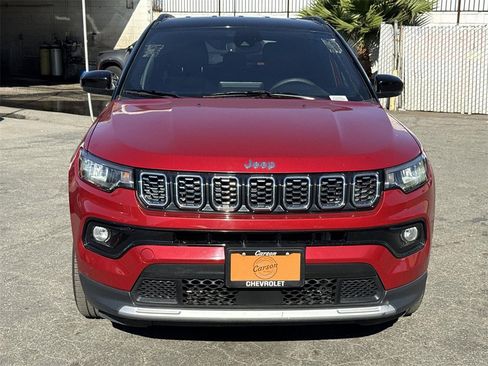 Used 2024 Jeep Compass Limited image 8