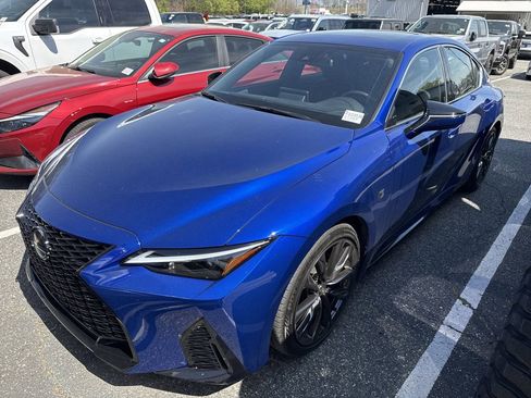 Used 2025 Lexus IS 350 F Sport image 4