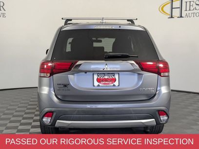 Used 2017 Mitsubishi Outlander SE