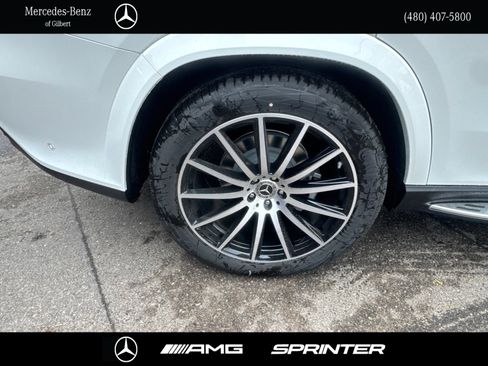 New 2026 Mercedes-Benz GLS 580 4MATIC image 7
